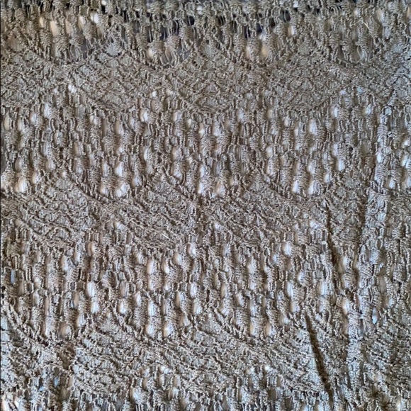 Express XS Lace Accent Blouse - Picture 4 of 6